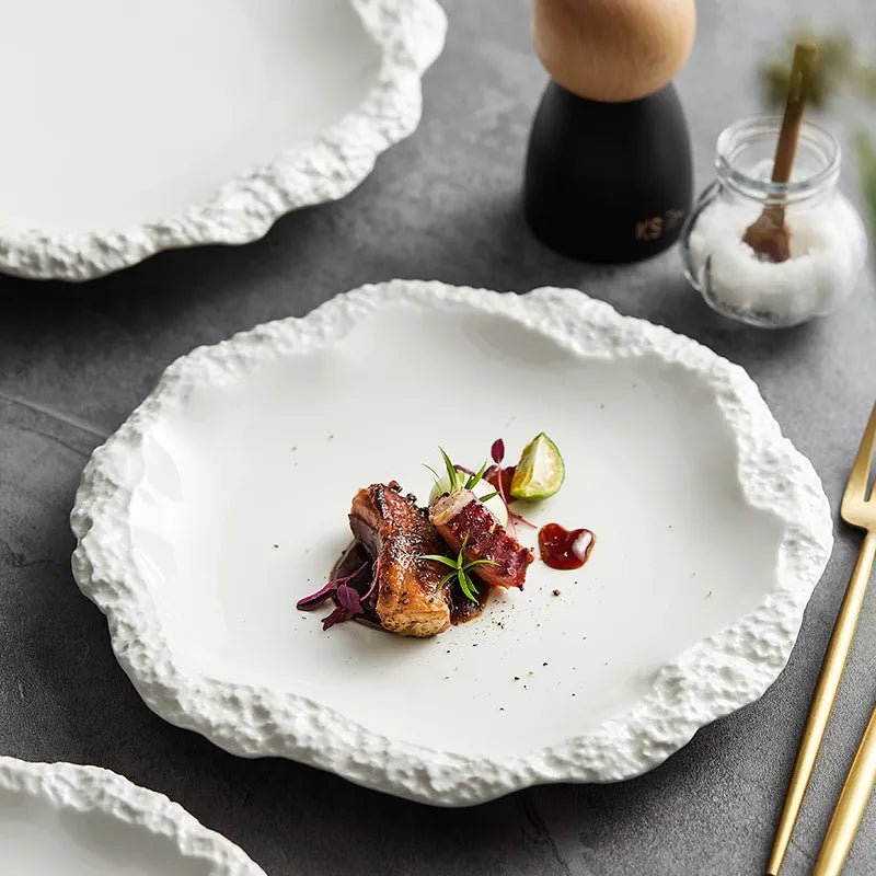 Rock Pattern Edged Ceramic Serving Plate for Stylish Dining